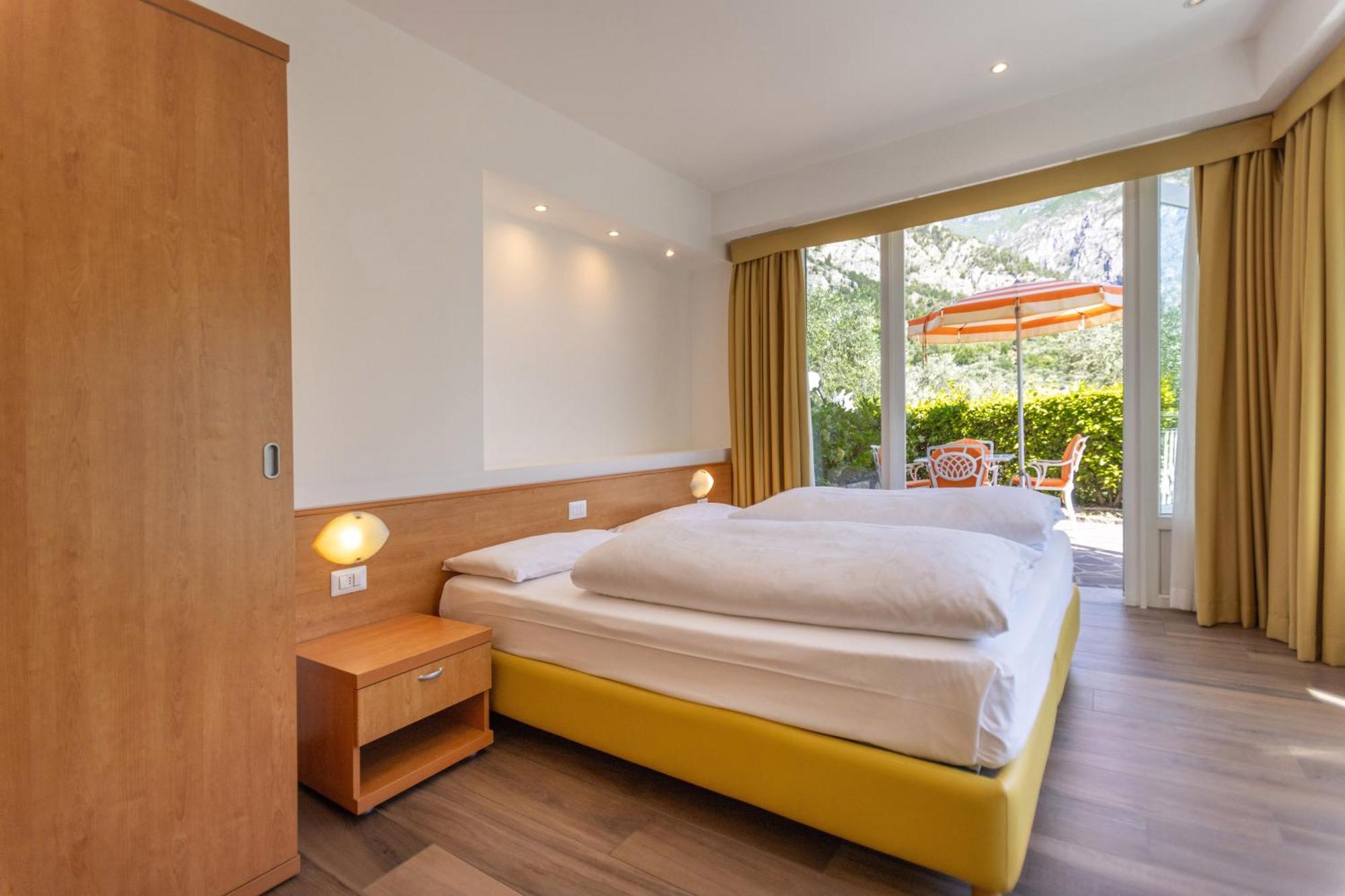 Hotel Villa Margherita Limone sul Garda Exteriör bild